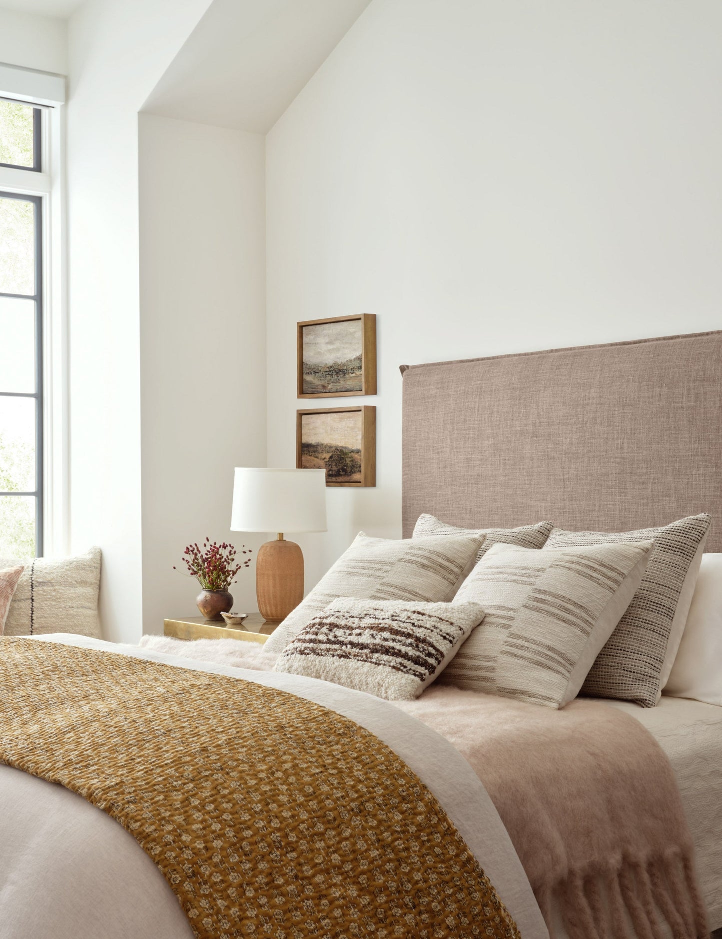 Carla Pillow par Amber Lewis x Loloi