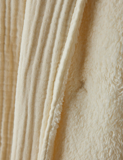 Couverture Alaïa Sherpa de la maison n° 23