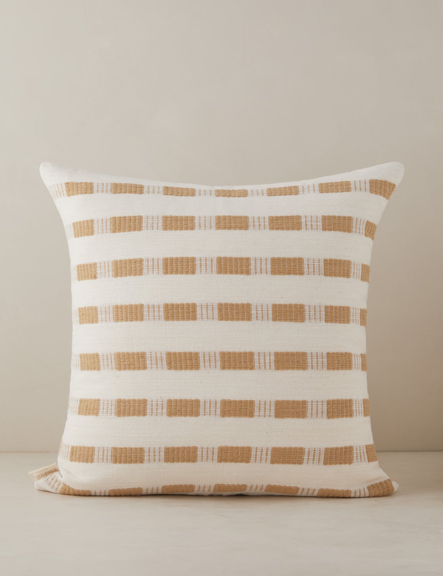 Oreiller Bertu de Bolé Road Textiles