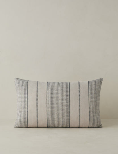 Coussin d'intérieur/extérieur Leo de Sunbrella pour Lulu et Georgia