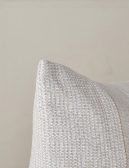 Coussin d'intérieur/extérieur Leo de Sunbrella pour Lulu et Georgia