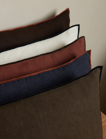 Oreiller en lin contrasté Carys