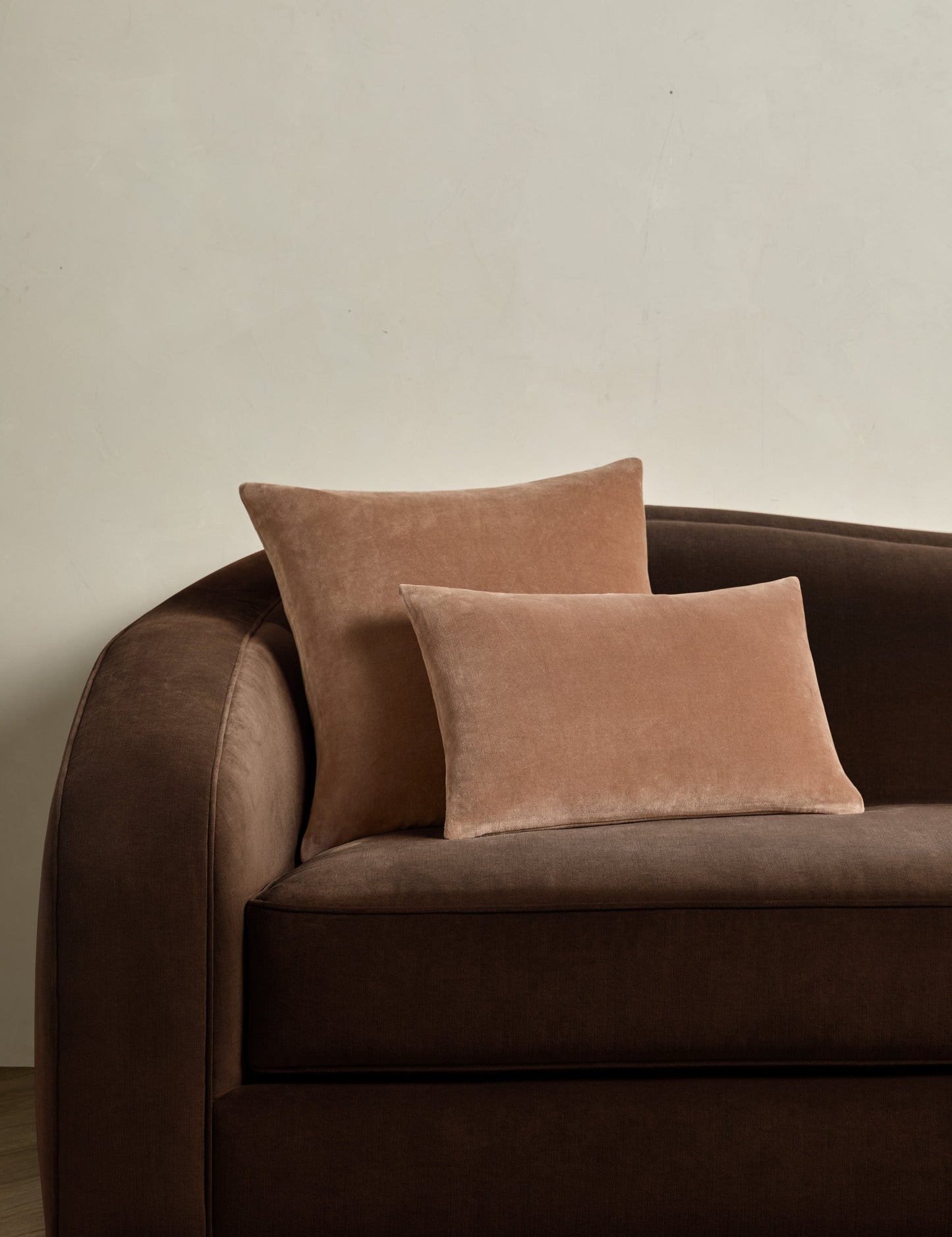 Oreiller en velours Charlotte