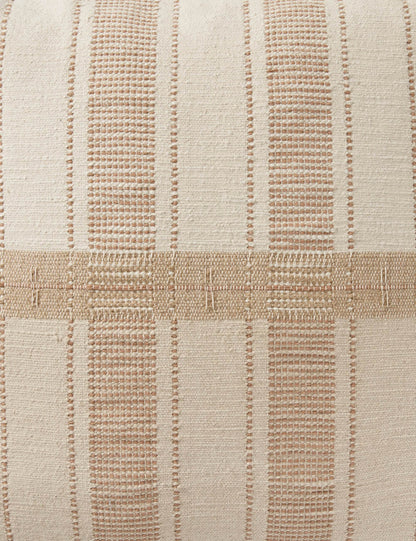 Coussin Carmel par Amber Lewis x Loloi