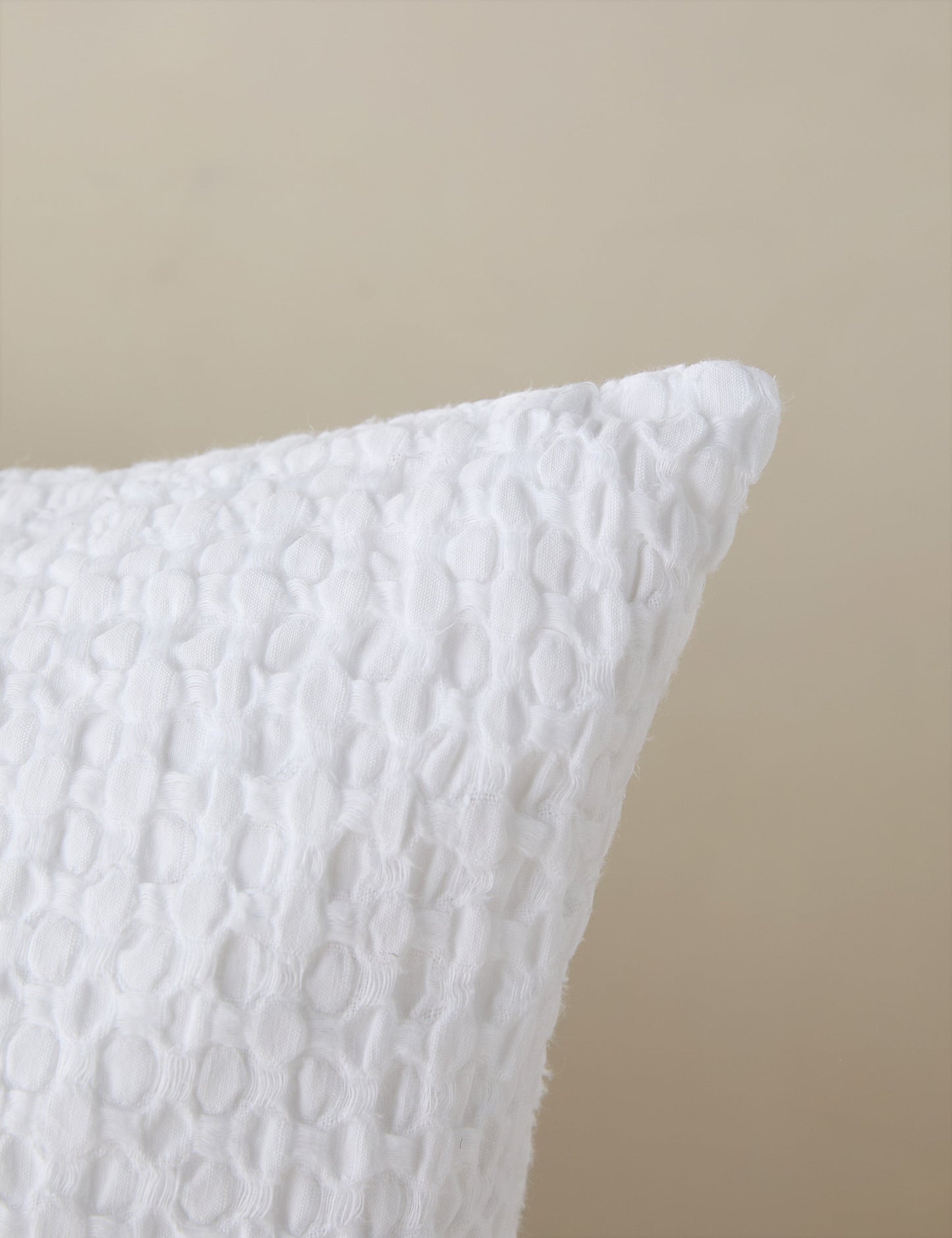 Taie d'oreiller Lenora en coton et lin texturé