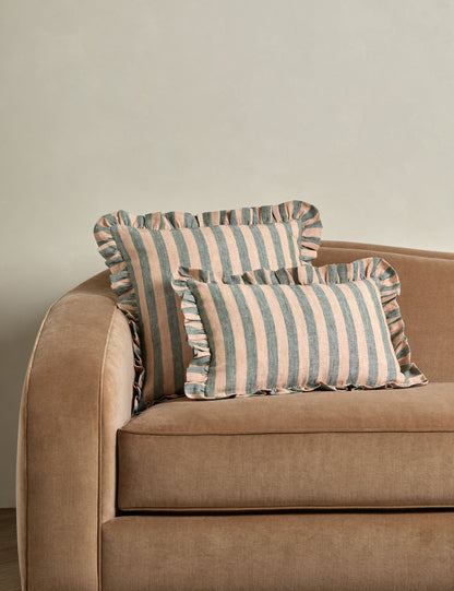 Oreiller à volants en lin Amaroso