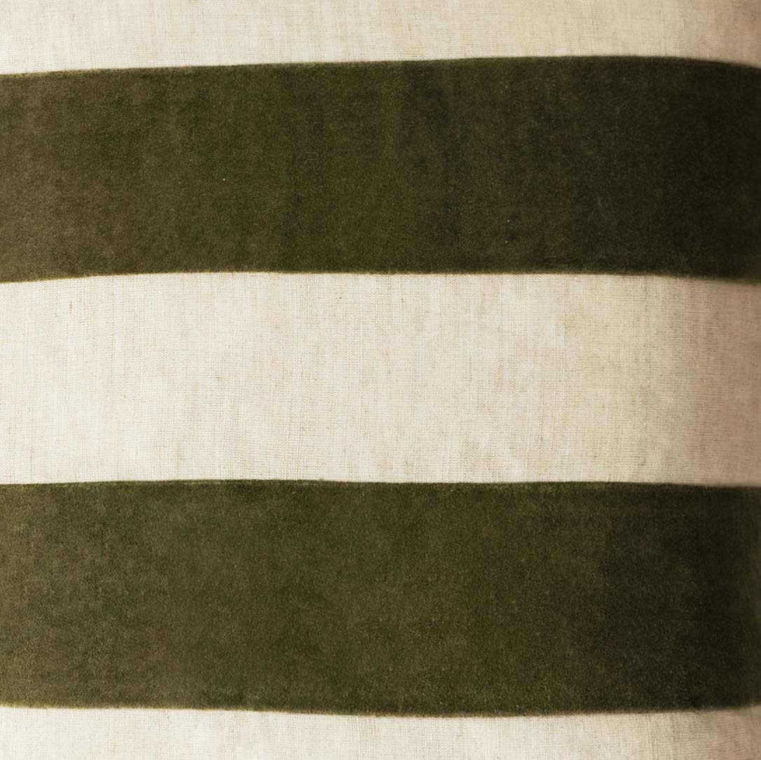 Oreiller à rayures en velours Borroto