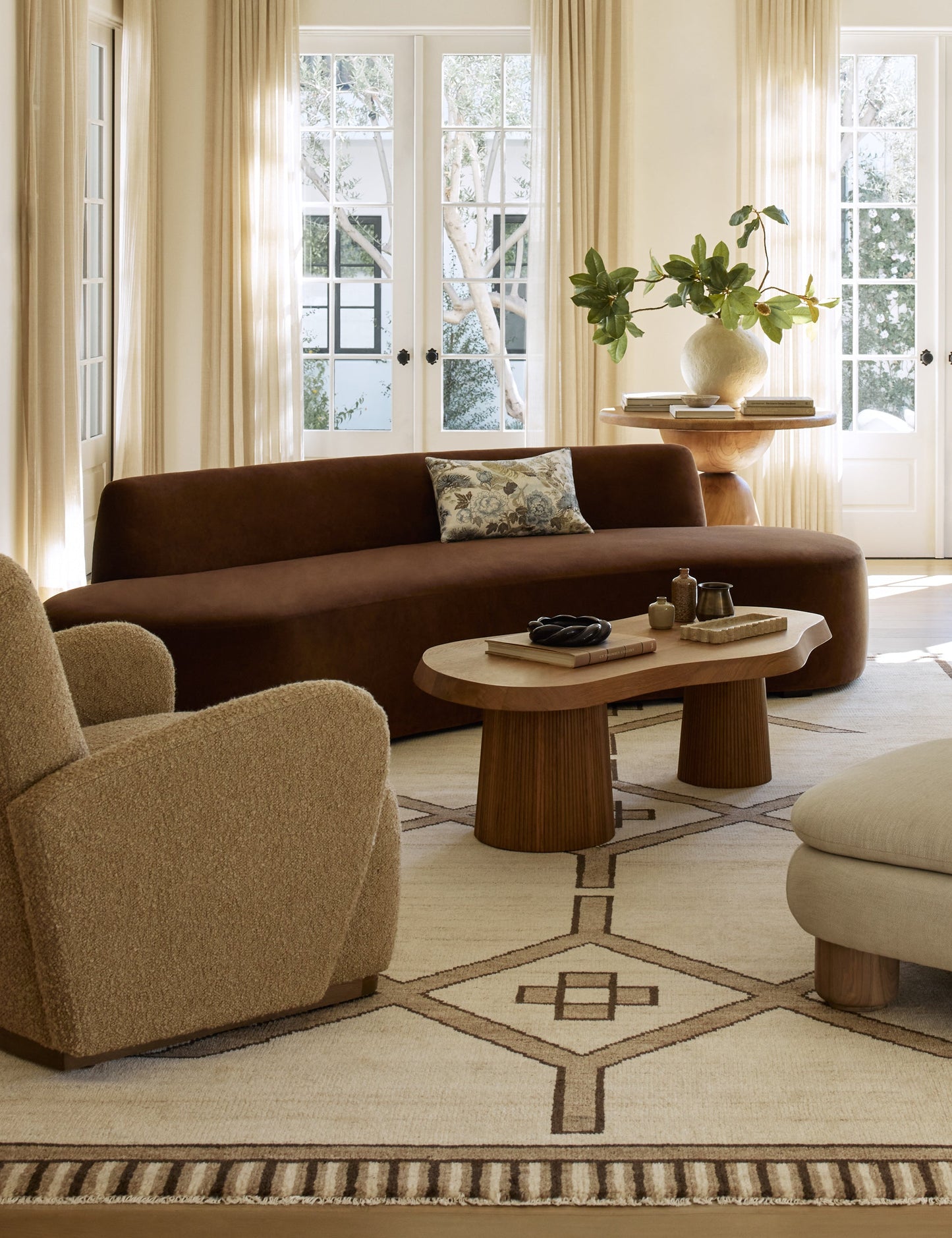 Coussin en lin imprimé Shenyang par Scalamandre