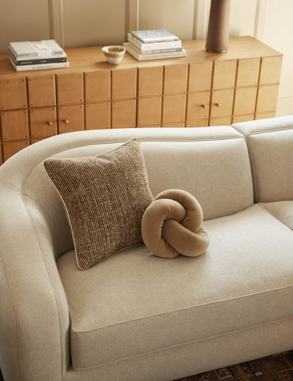 Oreiller Enzi par Aimee Song