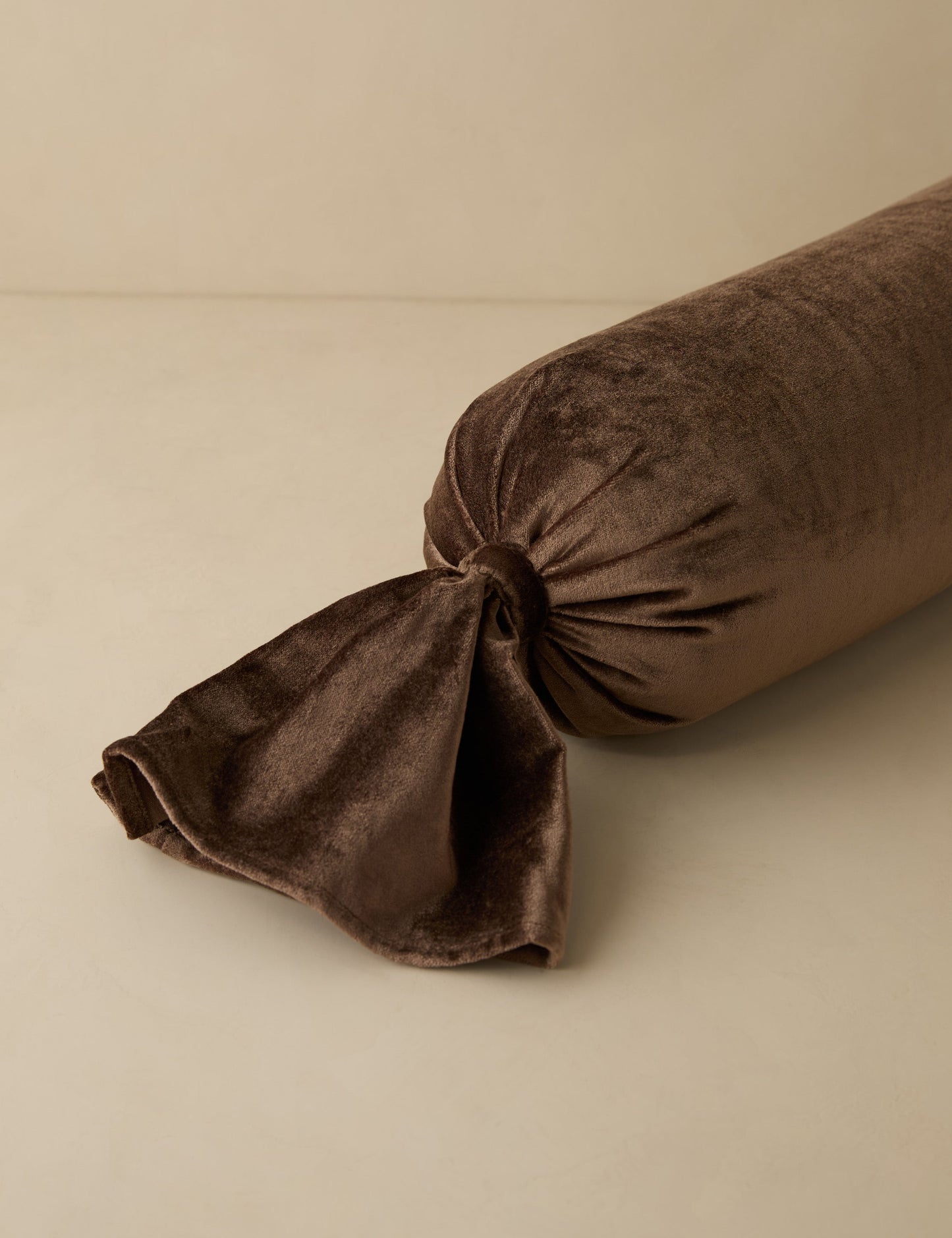 Coussin en velours Brandis