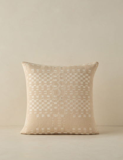 Coussin Chinchen par Heirloom Naga