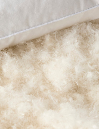 Garniture d'oreiller en duvet pour tous les jours