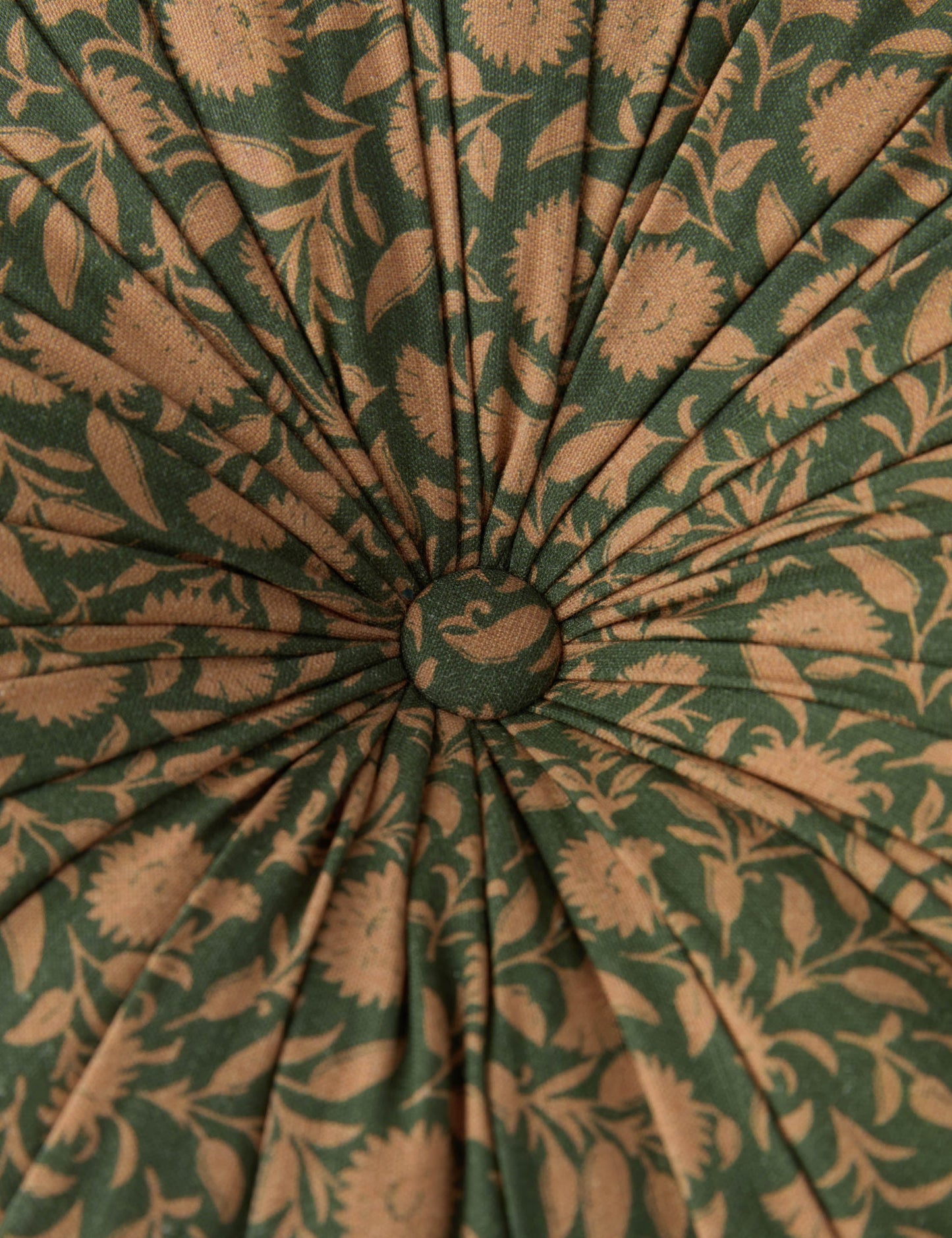 Coussin rond capitonné en lin et coton Fransen