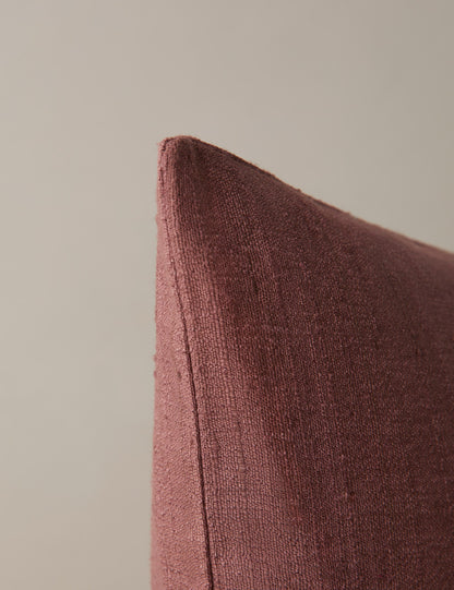 Oreiller en soie « Grounded in Love » de James Perkins