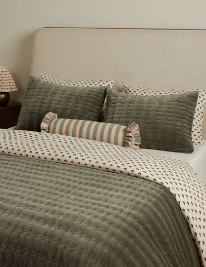 Coussin traversin à volants en lin Amaroso