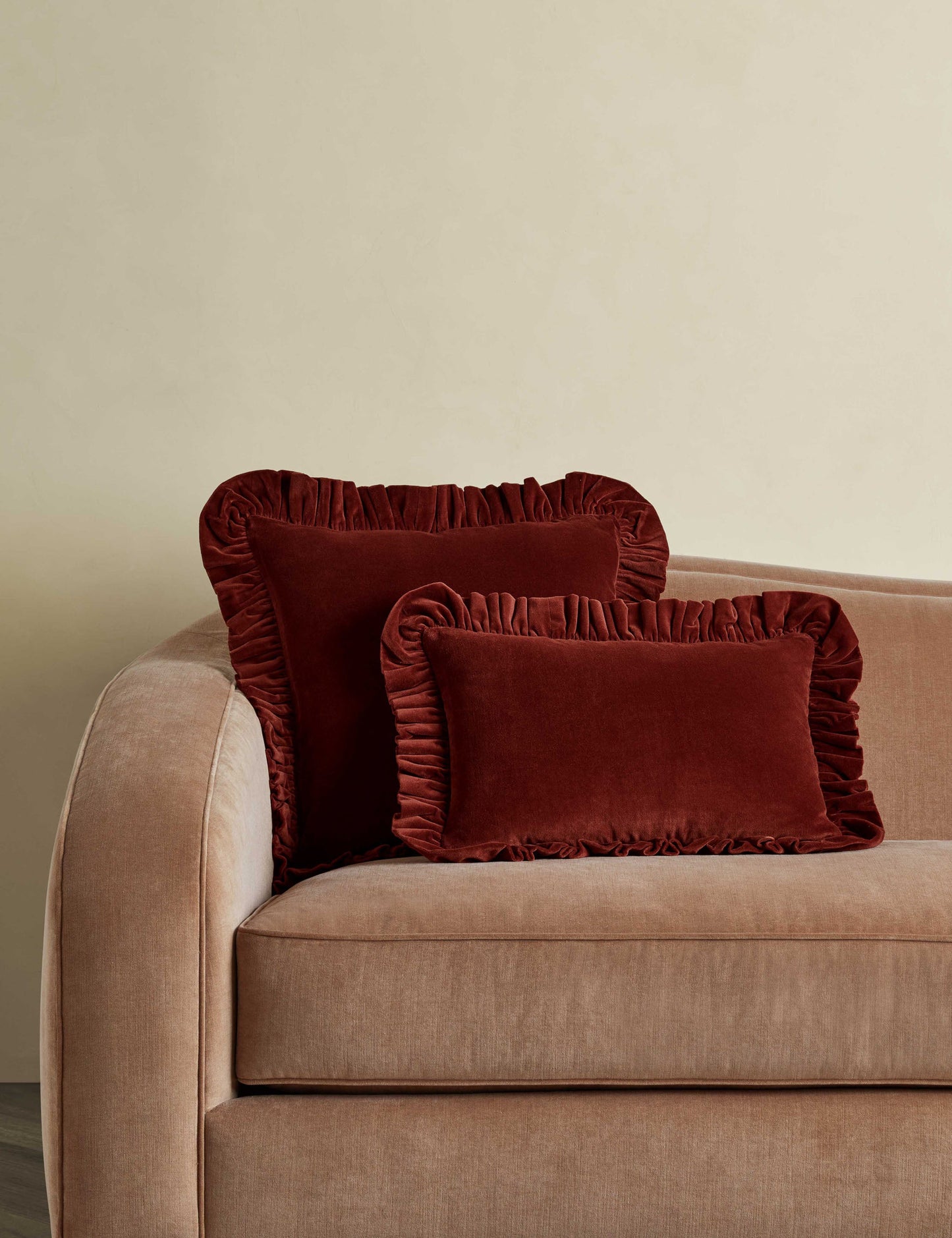 Oreiller en velours Mauree