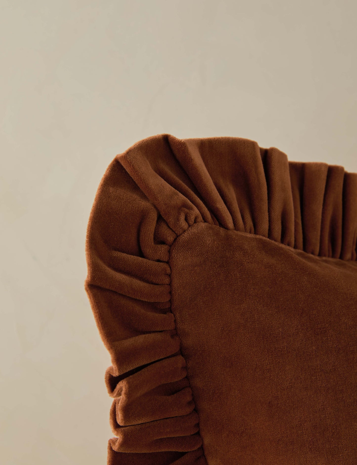 Oreiller en velours Mauree