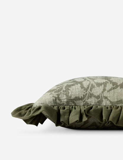 Coussin Kathleen par Chris Loves Julia x Loloi