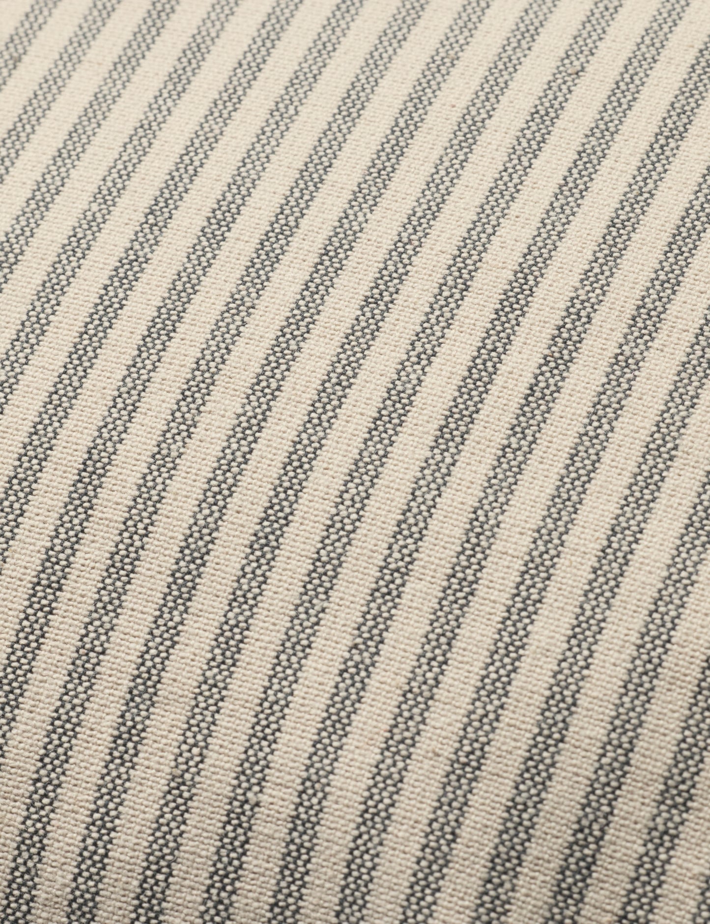 Coussin Sullivan par Jeremiah Brent x Loloi