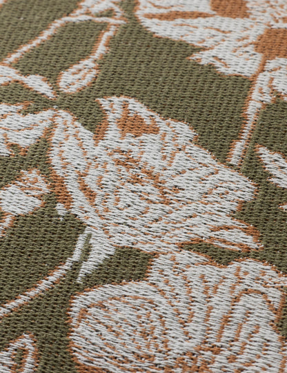 Matilda Pillow x Chris aime Julia x Loloi