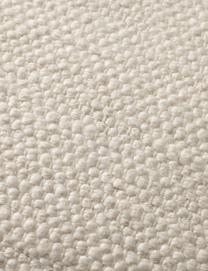 Coussin Jett de Magnolia Home par Joanna Gaines x Loloi