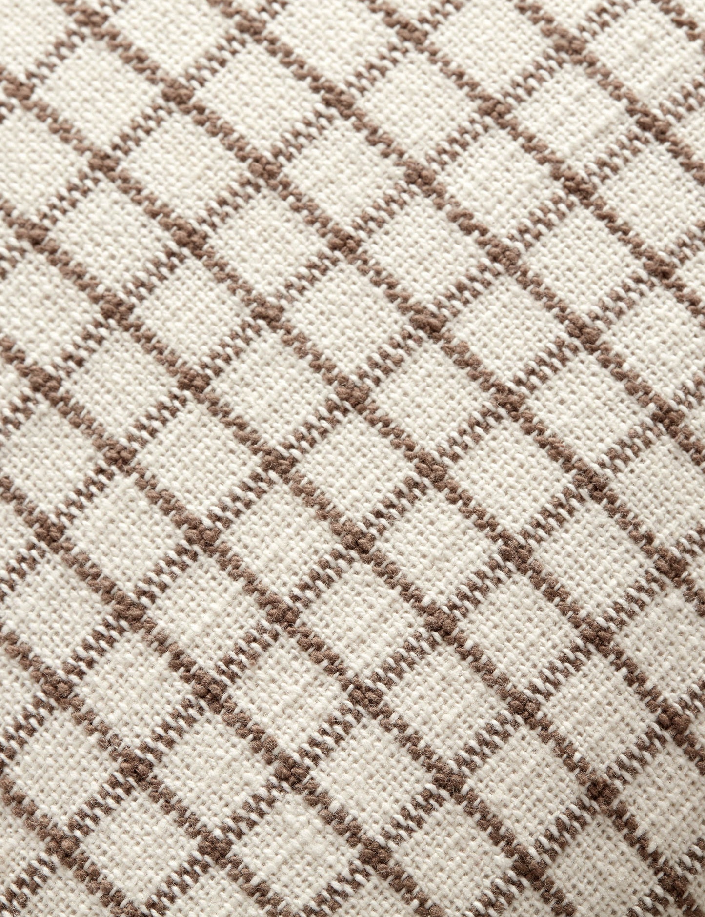 Coussin Dinah par Chris Loves Julia x Loloi