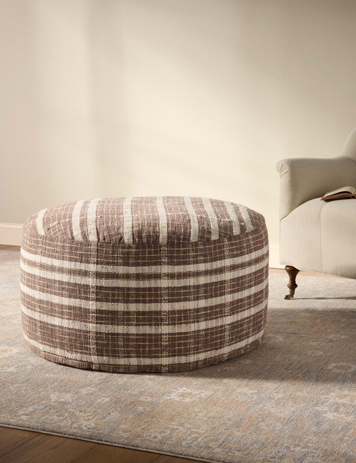 Pouf Wallace par Chris Loves Julia x Loloi