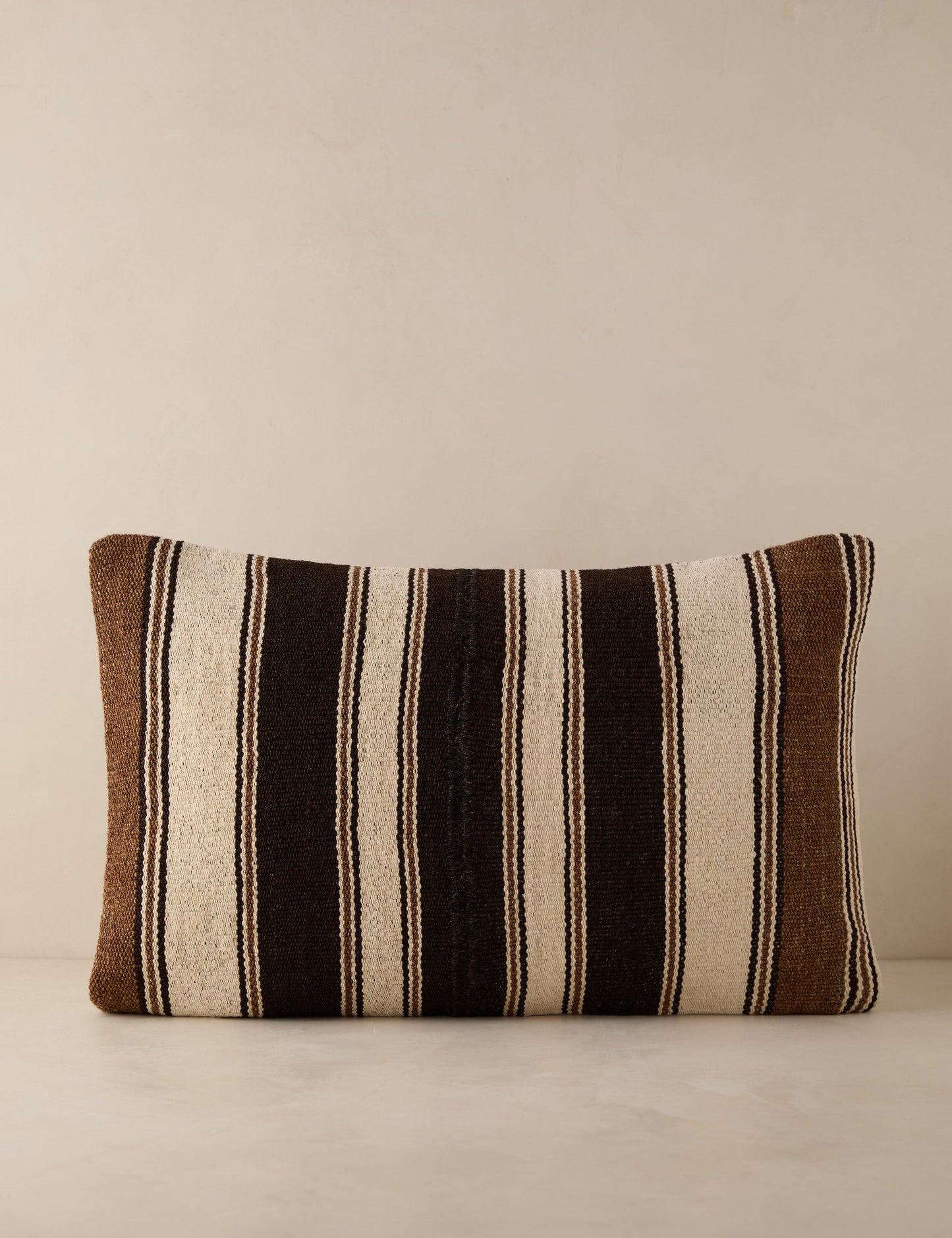 Coussin lombaire vintage n° 249, 16 x 24