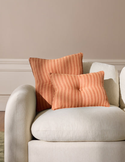 Coussin en lin Welby par Aimee Song