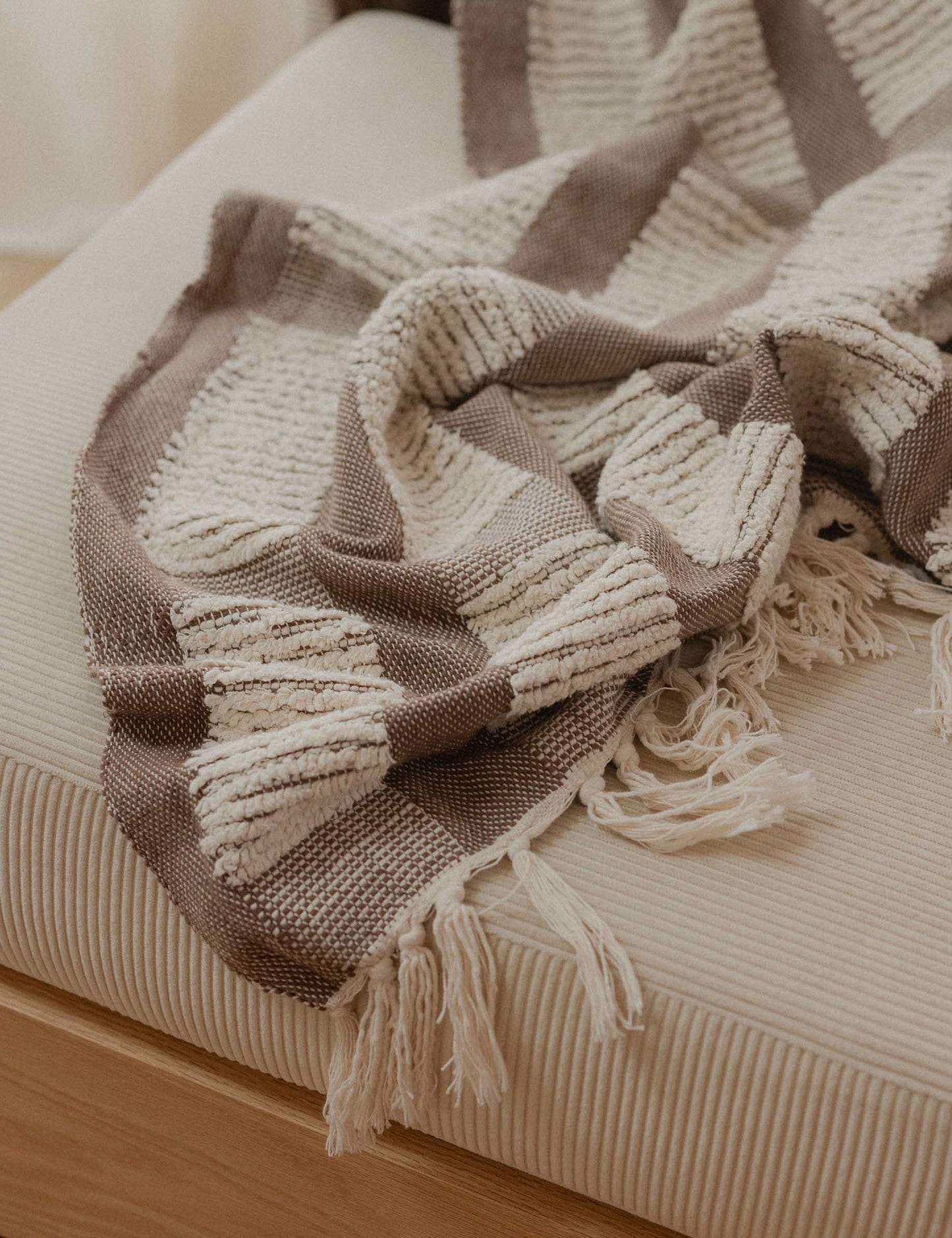 Couverture Luella de Morrow Soft Goods