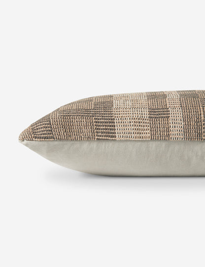 Coussin Bea par Amber Lewis x Loloi