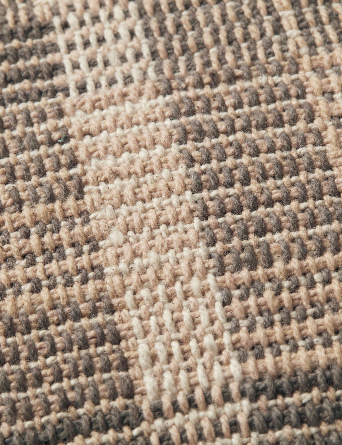 Coussin Bea par Amber Lewis x Loloi