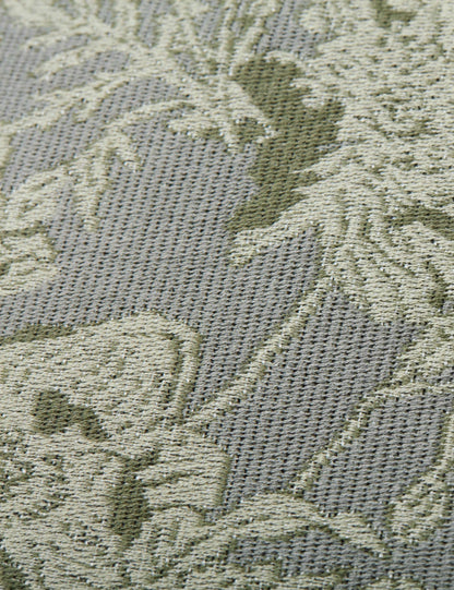 Matilda Pillow x Chris aime Julia x Loloi