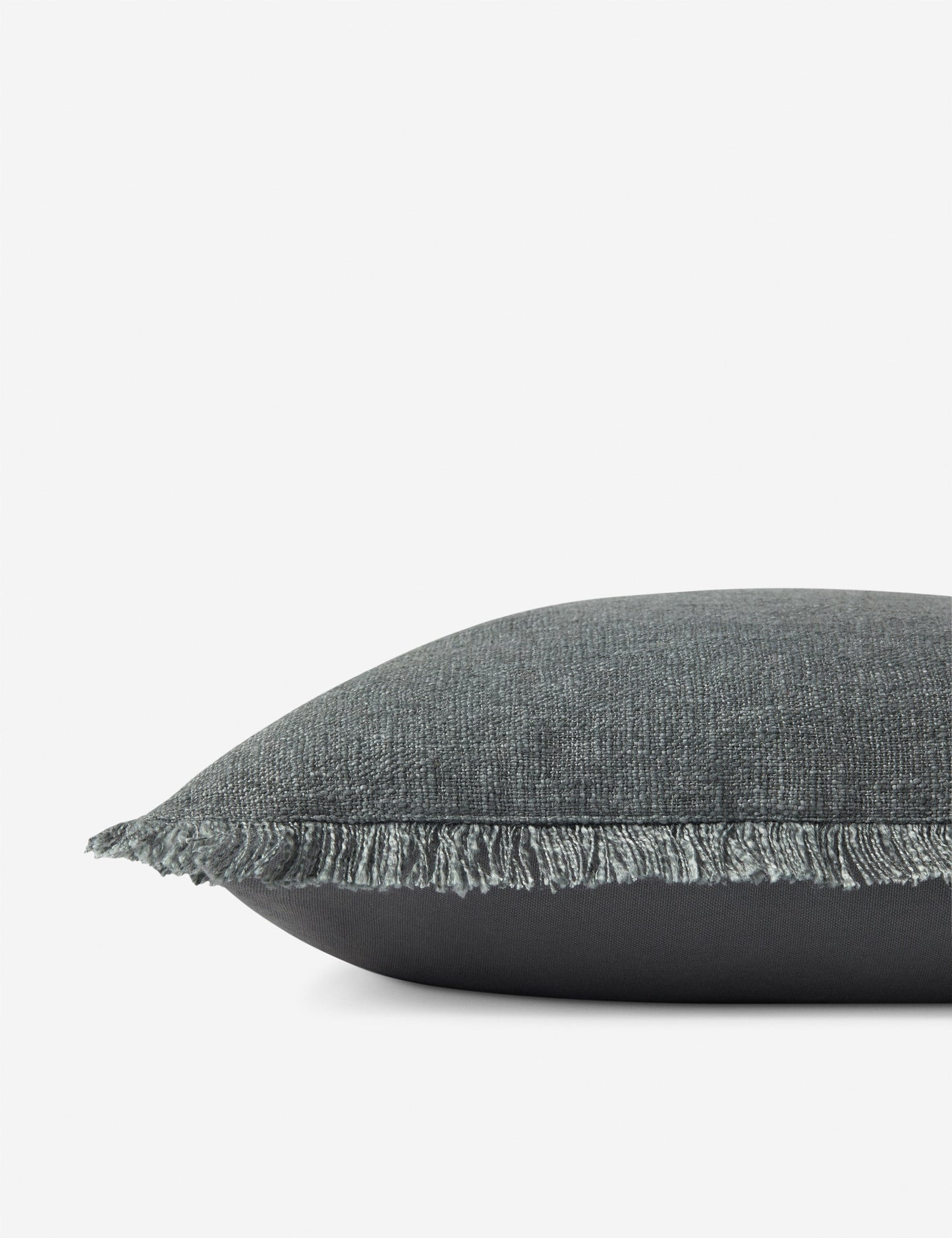 Coussin Sable par Amber Lewis x Loloi