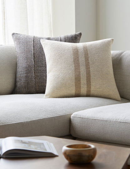 Coussin Brett II par Becki Owens x Surya