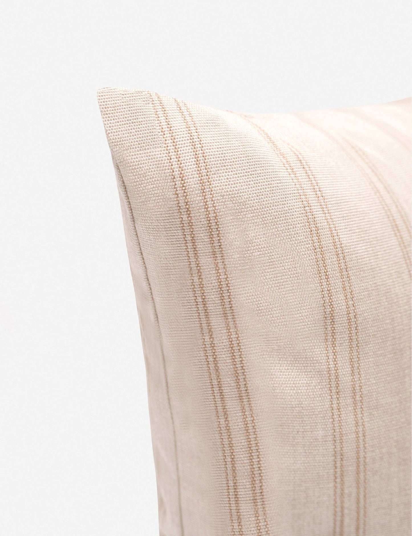 Coussin Marseille de Sunbrella pour Lulu et Georgia