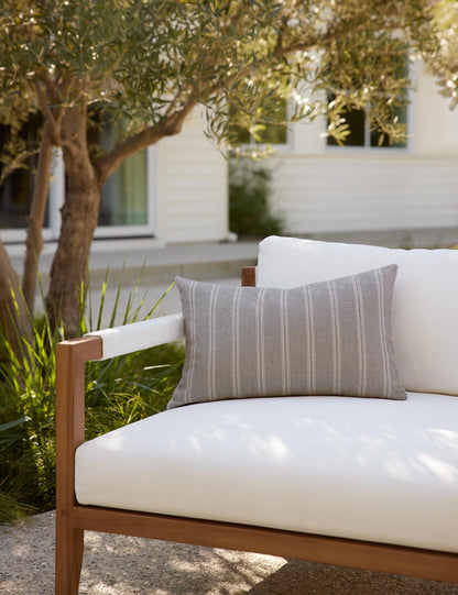 Coussin Marseille de Sunbrella pour Lulu et Georgia