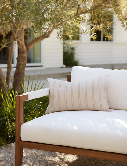 Coussin Marseille de Sunbrella pour Lulu et Georgia